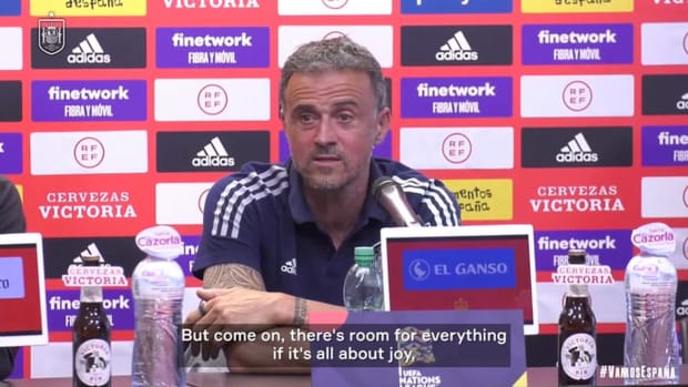 Luis Enrique shows support for Rafael Nadal